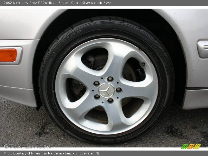 Quartz Silver Metallic / Ash 2002 Mercedes-Benz E 320 4Matic Sedan