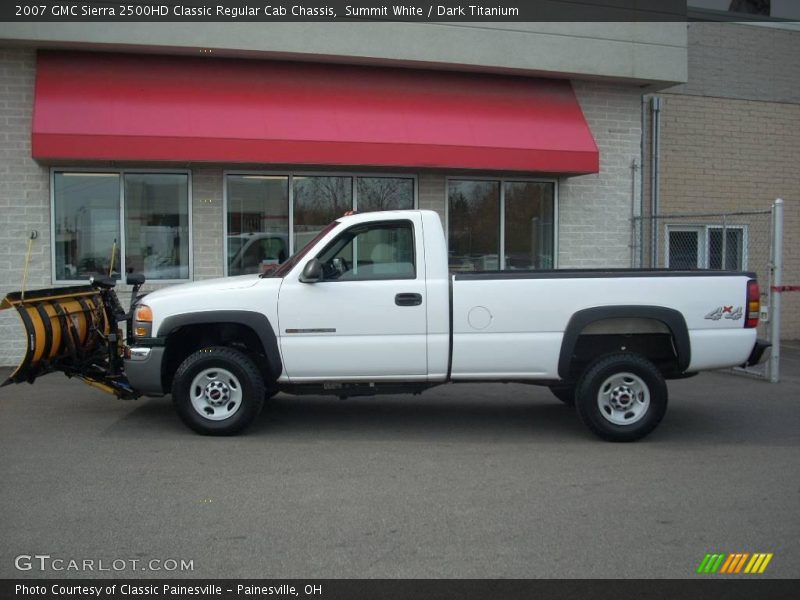 Summit White / Dark Titanium 2007 GMC Sierra 2500HD Classic Regular Cab Chassis