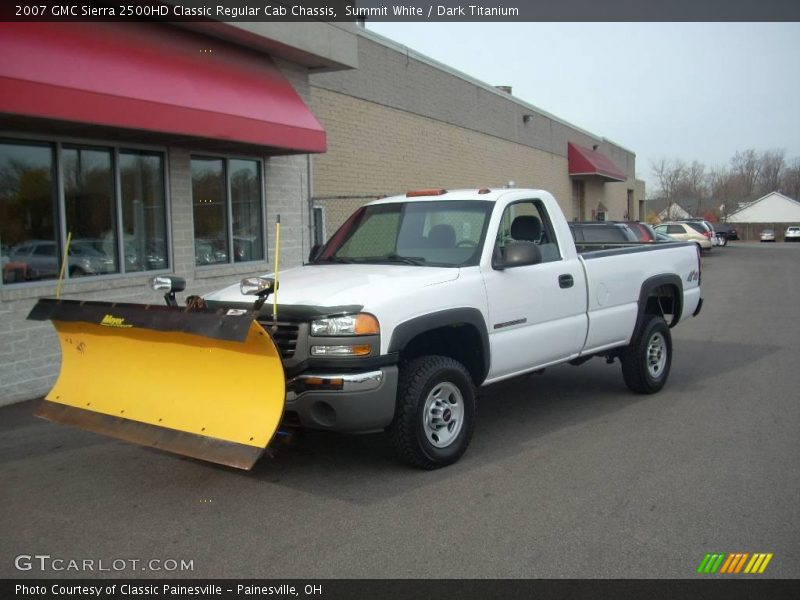 Summit White / Dark Titanium 2007 GMC Sierra 2500HD Classic Regular Cab Chassis