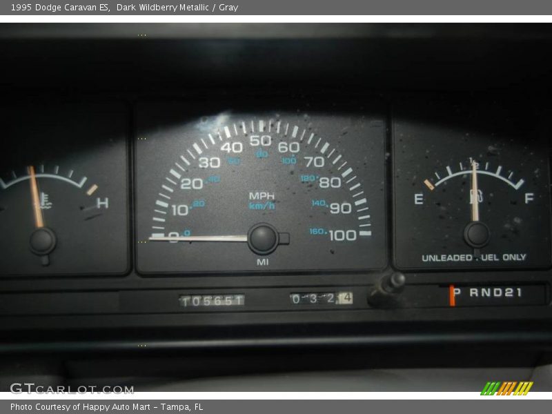 Dark Wildberry Metallic / Gray 1995 Dodge Caravan ES