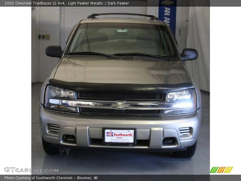 Light Pewter Metallic / Dark Pewter 2002 Chevrolet TrailBlazer LS 4x4