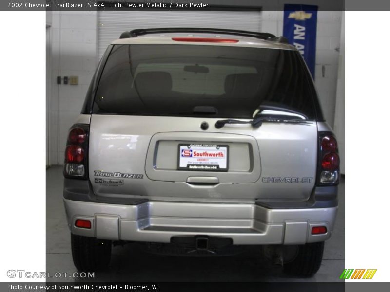 Light Pewter Metallic / Dark Pewter 2002 Chevrolet TrailBlazer LS 4x4