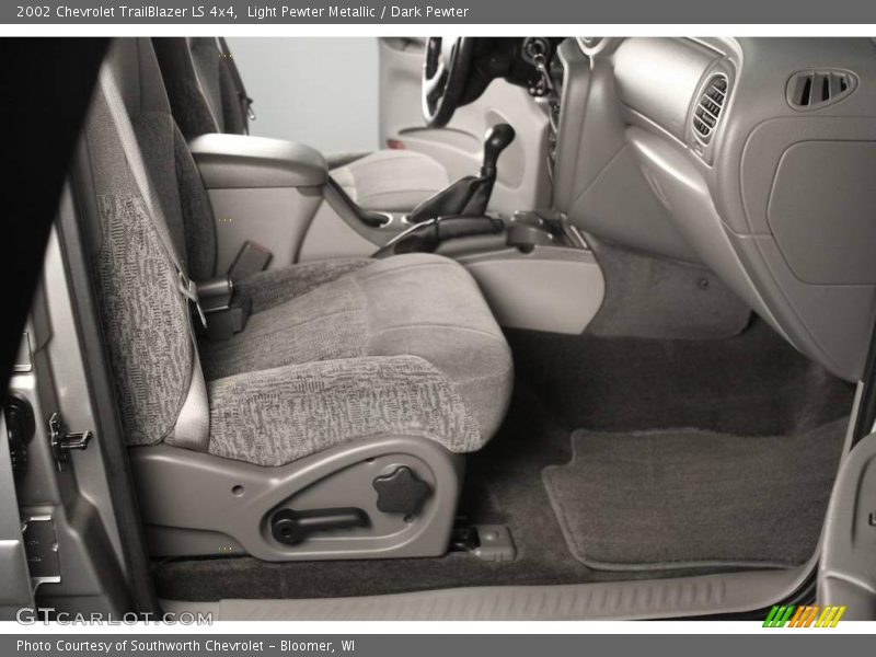 Light Pewter Metallic / Dark Pewter 2002 Chevrolet TrailBlazer LS 4x4