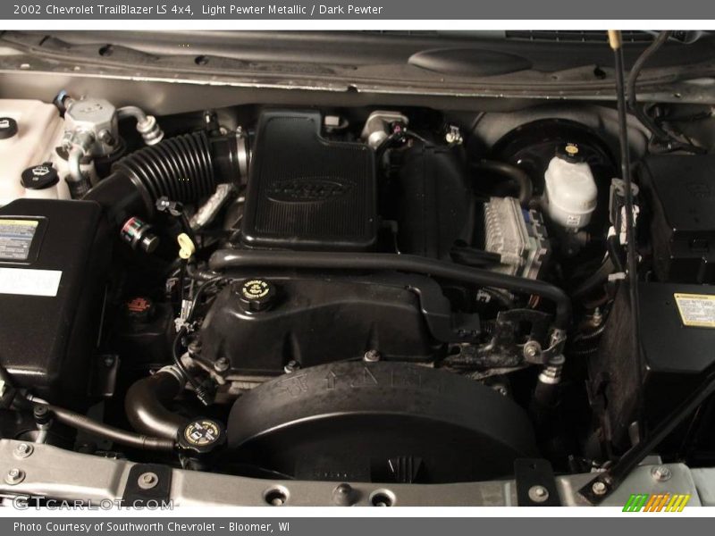 Light Pewter Metallic / Dark Pewter 2002 Chevrolet TrailBlazer LS 4x4