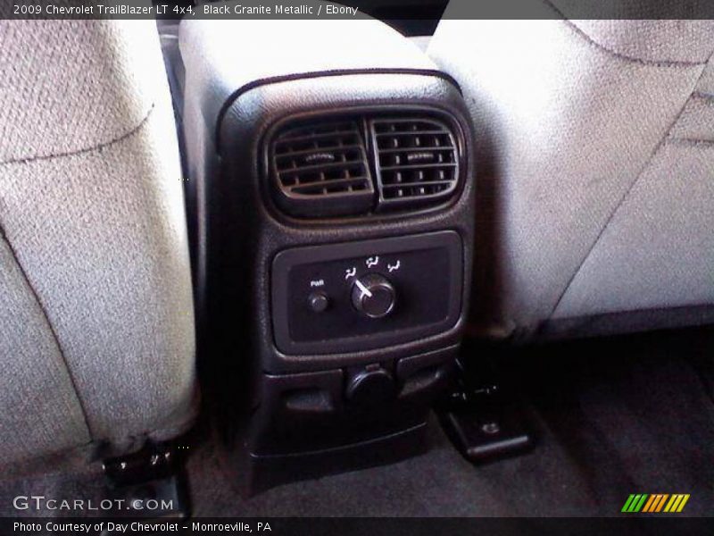 Black Granite Metallic / Ebony 2009 Chevrolet TrailBlazer LT 4x4