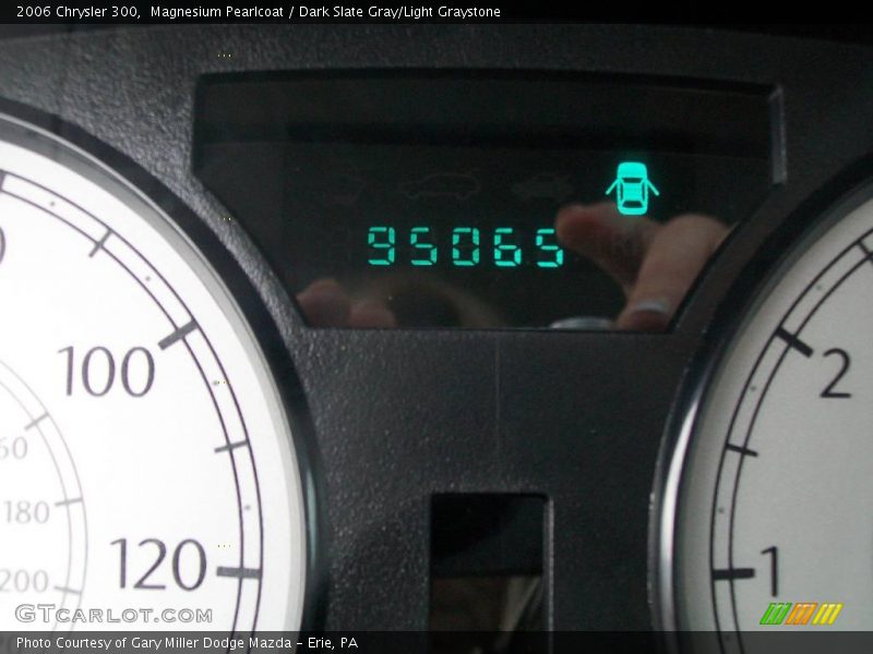 Magnesium Pearlcoat / Dark Slate Gray/Light Graystone 2006 Chrysler 300