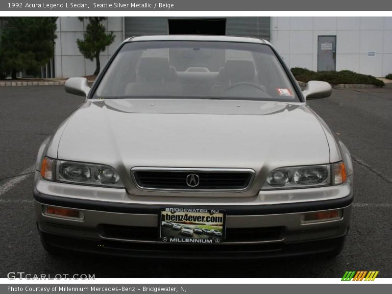 Seattle Silver Metallic / Beige 1992 Acura Legend L Sedan