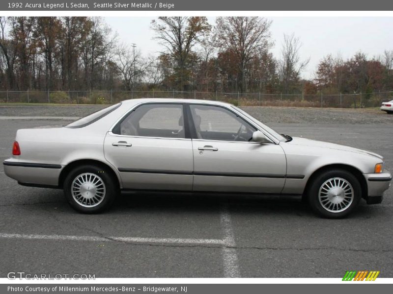 Seattle Silver Metallic / Beige 1992 Acura Legend L Sedan