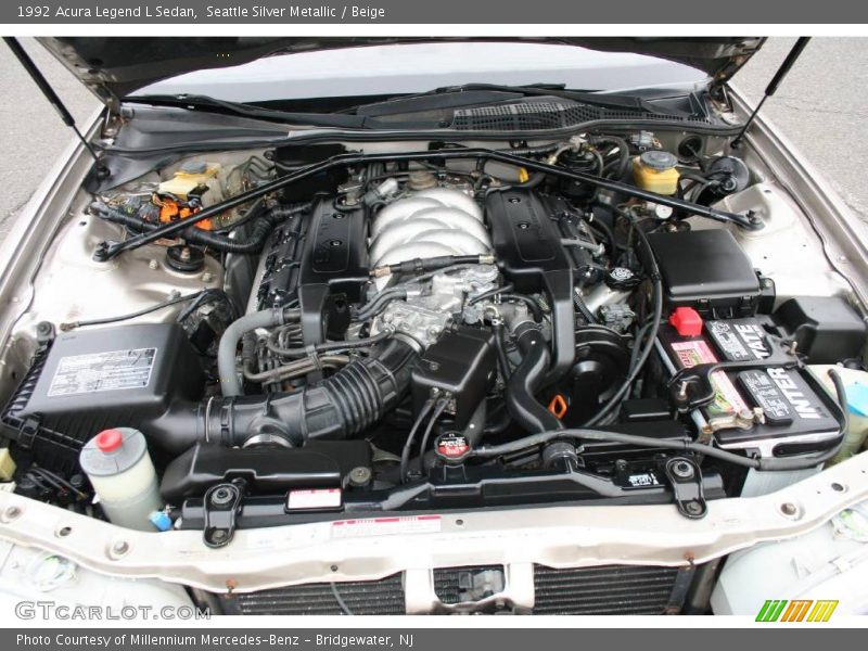 Seattle Silver Metallic / Beige 1992 Acura Legend L Sedan