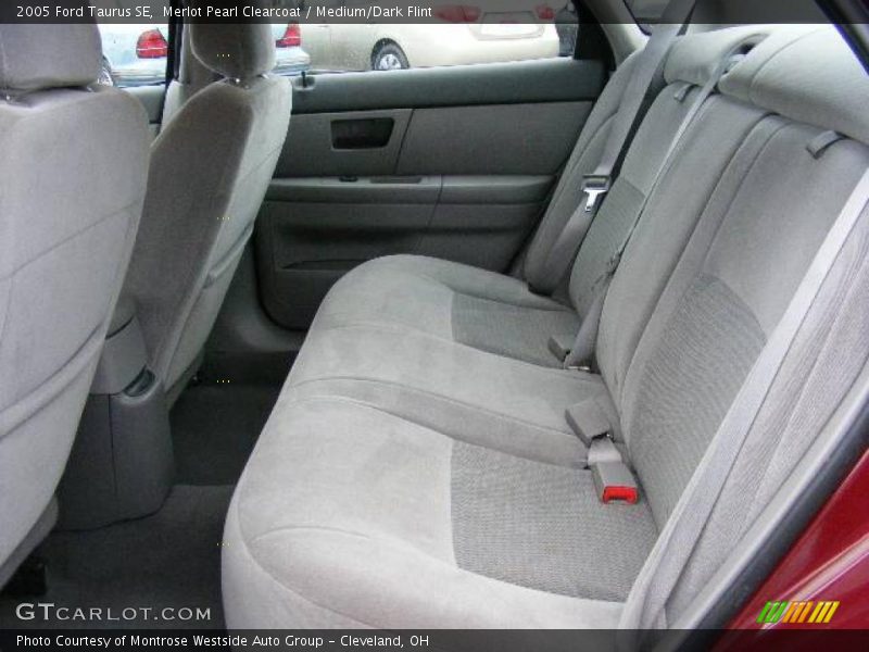 Merlot Pearl Clearcoat / Medium/Dark Flint 2005 Ford Taurus SE