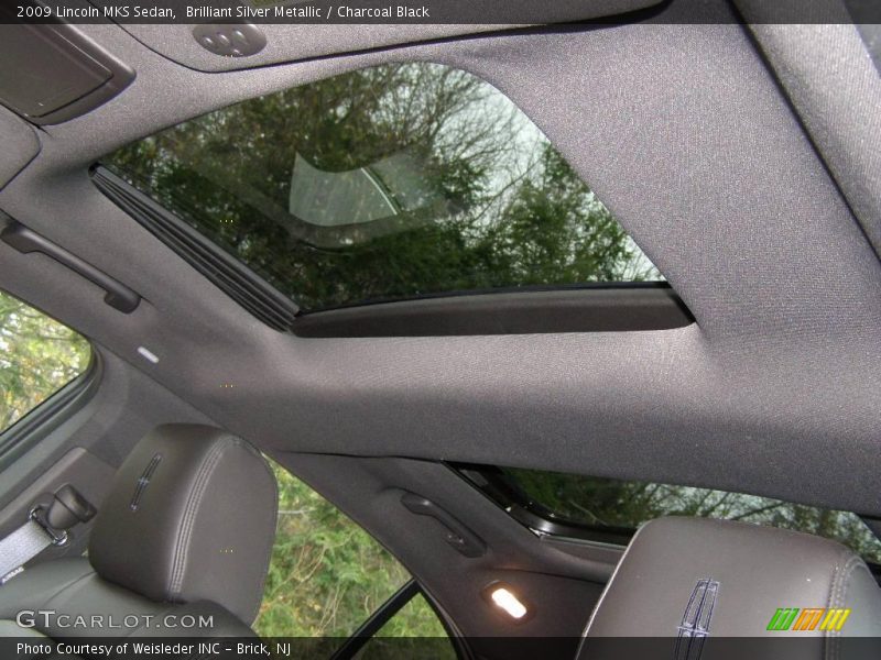 Brilliant Silver Metallic / Charcoal Black 2009 Lincoln MKS Sedan