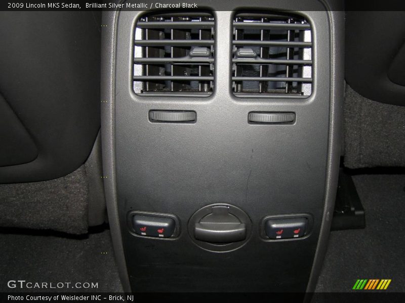 Brilliant Silver Metallic / Charcoal Black 2009 Lincoln MKS Sedan