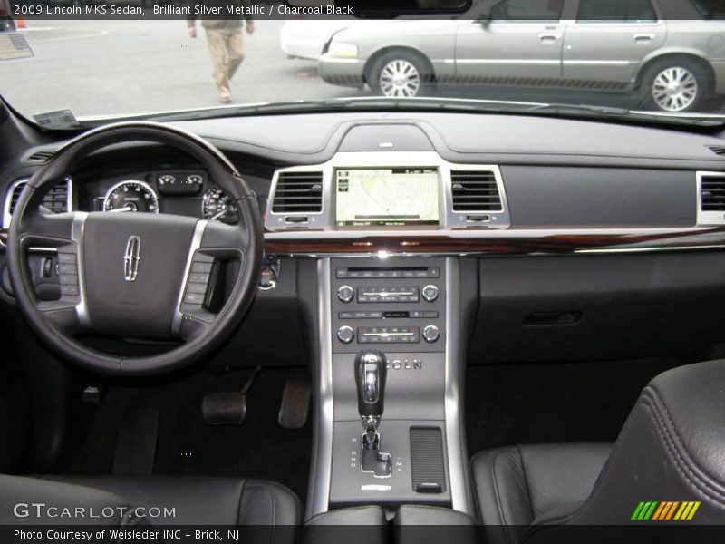 Brilliant Silver Metallic / Charcoal Black 2009 Lincoln MKS Sedan