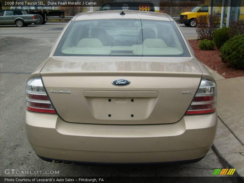 Dune Pearl Metallic / Camel 2008 Ford Taurus SEL