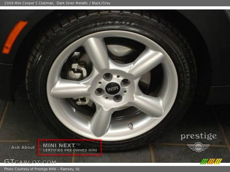 Dark Silver Metallic / Black/Grey 2009 Mini Cooper S Clubman