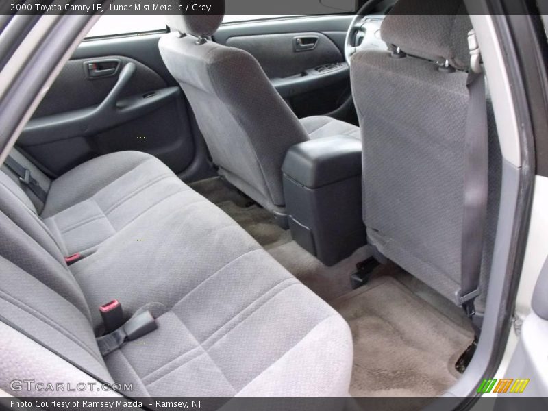 Lunar Mist Metallic / Gray 2000 Toyota Camry LE