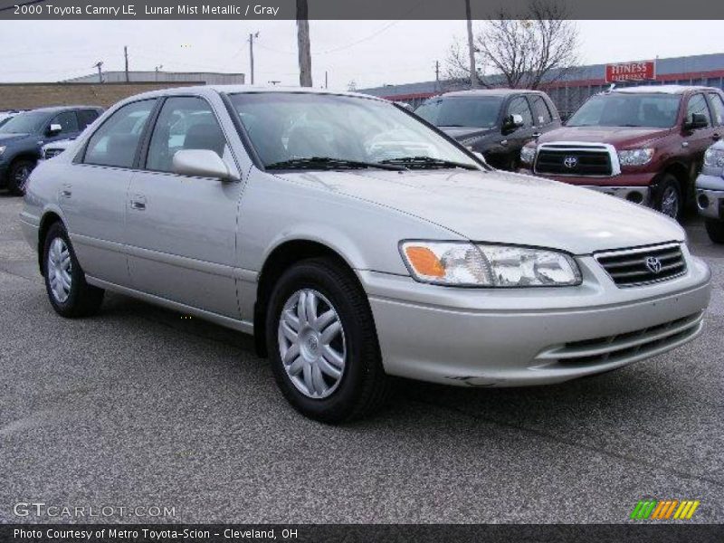 Lunar Mist Metallic / Gray 2000 Toyota Camry LE