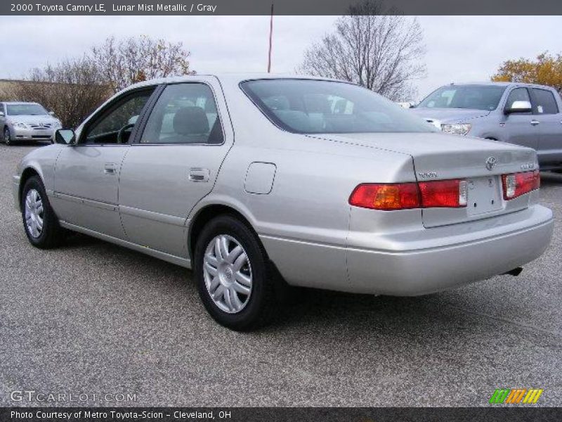 Lunar Mist Metallic / Gray 2000 Toyota Camry LE