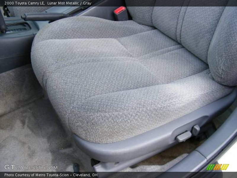 Lunar Mist Metallic / Gray 2000 Toyota Camry LE