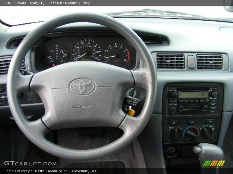 Lunar Mist Metallic / Gray 2000 Toyota Camry LE