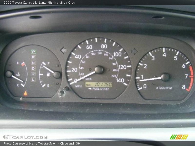 Lunar Mist Metallic / Gray 2000 Toyota Camry LE