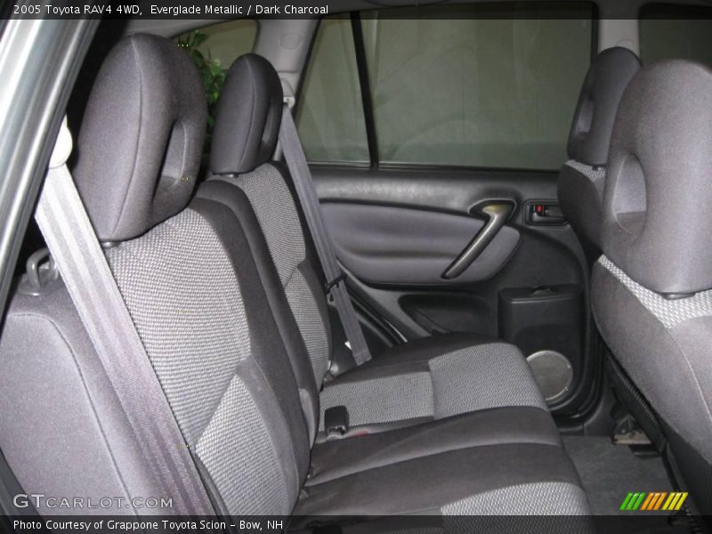 Everglade Metallic / Dark Charcoal 2005 Toyota RAV4 4WD