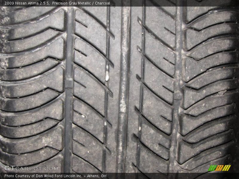 Precision Gray Metallic / Charcoal 2009 Nissan Altima 2.5 S