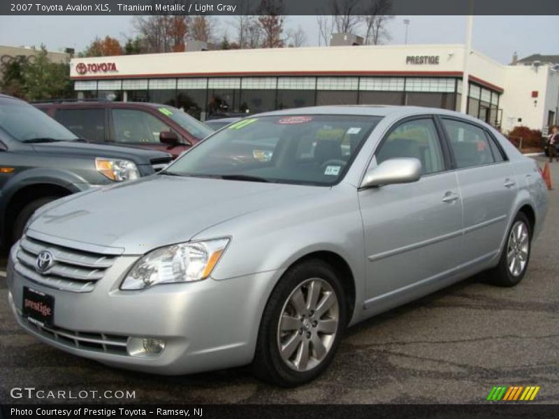 Titanium Metallic / Light Gray 2007 Toyota Avalon XLS
