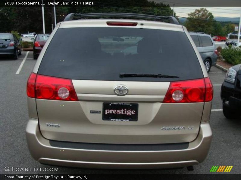 Desert Sand Mica / Taupe 2009 Toyota Sienna LE