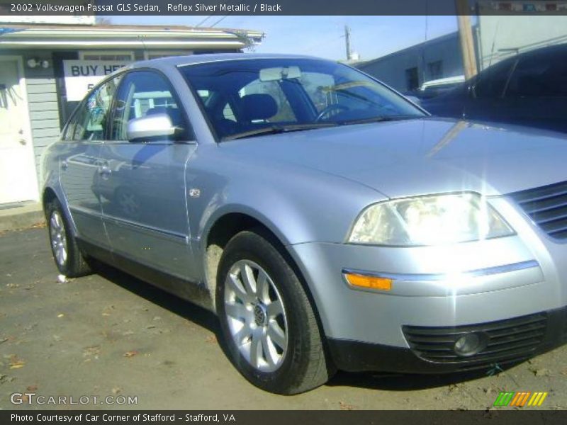 Reflex Silver Metallic / Black 2002 Volkswagen Passat GLS Sedan