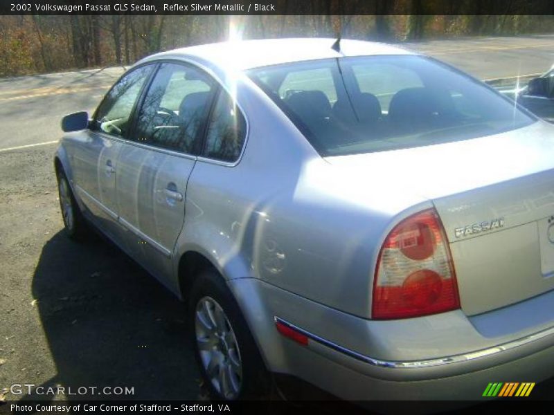 Reflex Silver Metallic / Black 2002 Volkswagen Passat GLS Sedan