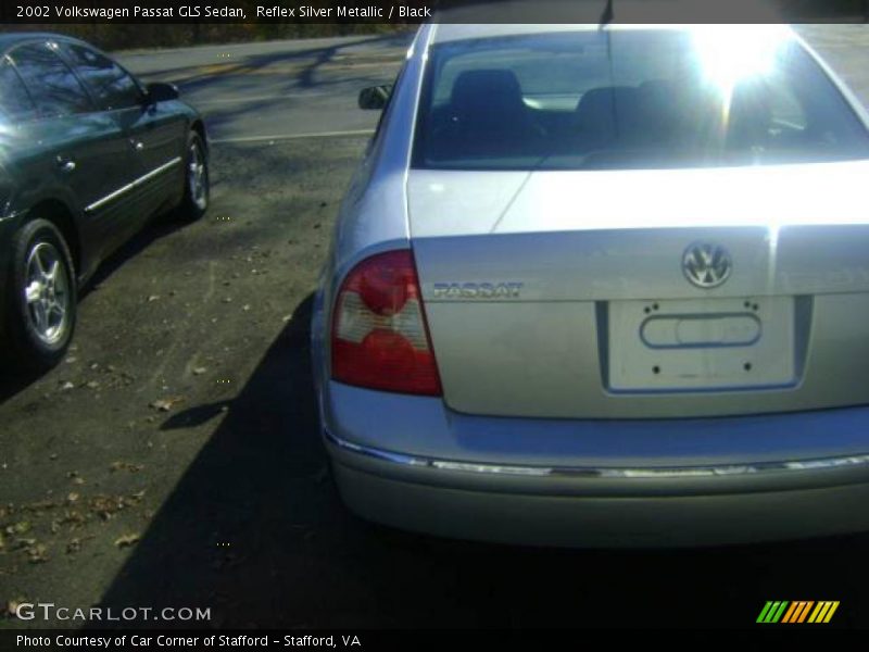 Reflex Silver Metallic / Black 2002 Volkswagen Passat GLS Sedan
