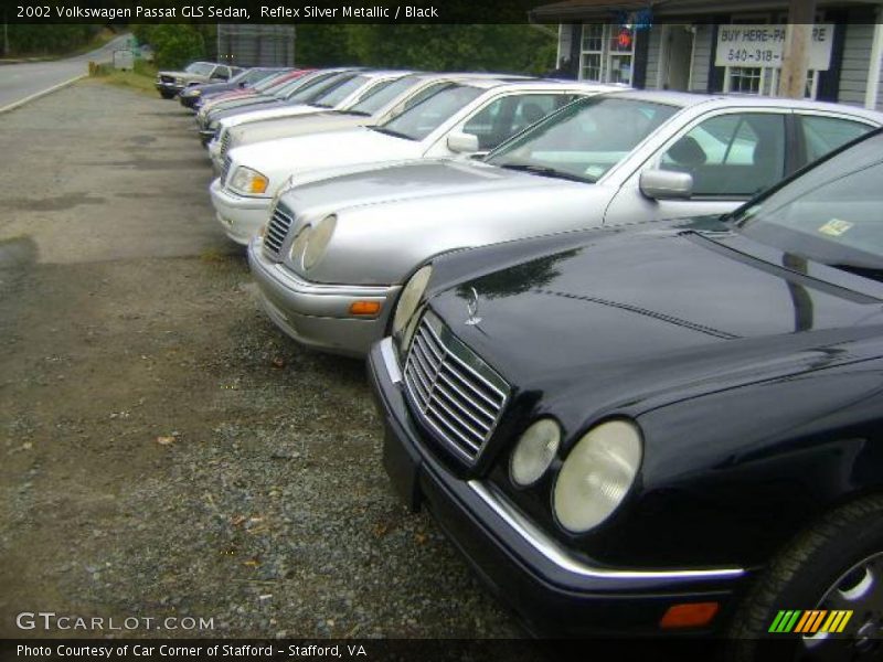 Reflex Silver Metallic / Black 2002 Volkswagen Passat GLS Sedan