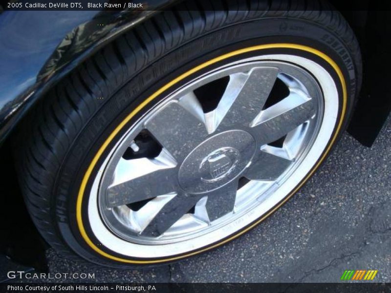 Black Raven / Black 2005 Cadillac DeVille DTS