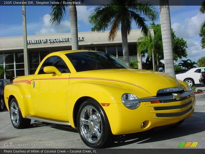Slingshot Yellow / Ebony Black 2005 Chevrolet SSR