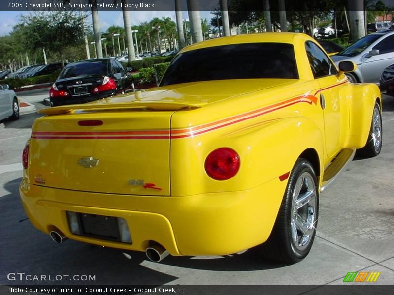 Slingshot Yellow / Ebony Black 2005 Chevrolet SSR