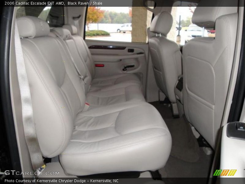 Black Raven / Shale 2006 Cadillac Escalade EXT AWD