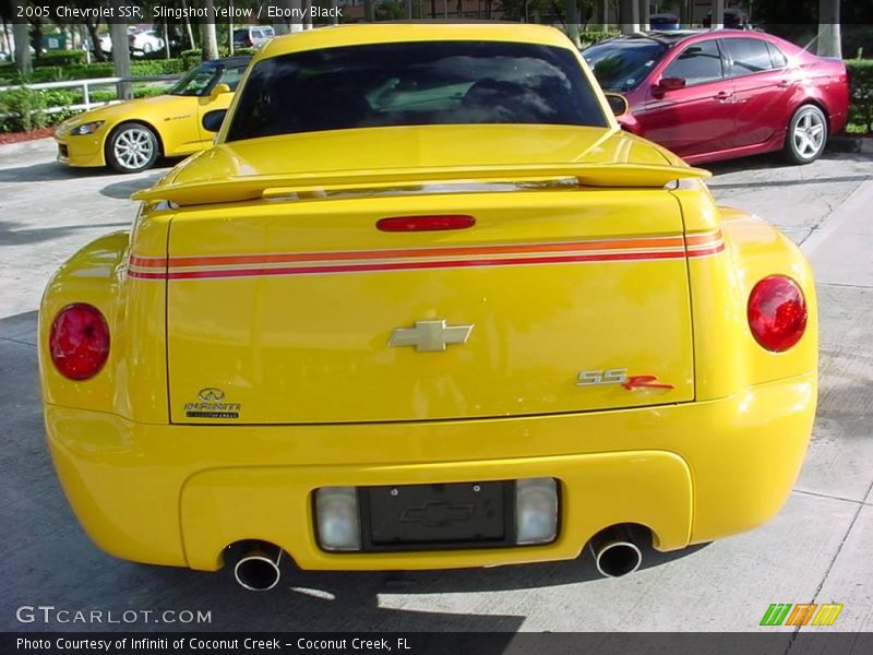 Slingshot Yellow / Ebony Black 2005 Chevrolet SSR