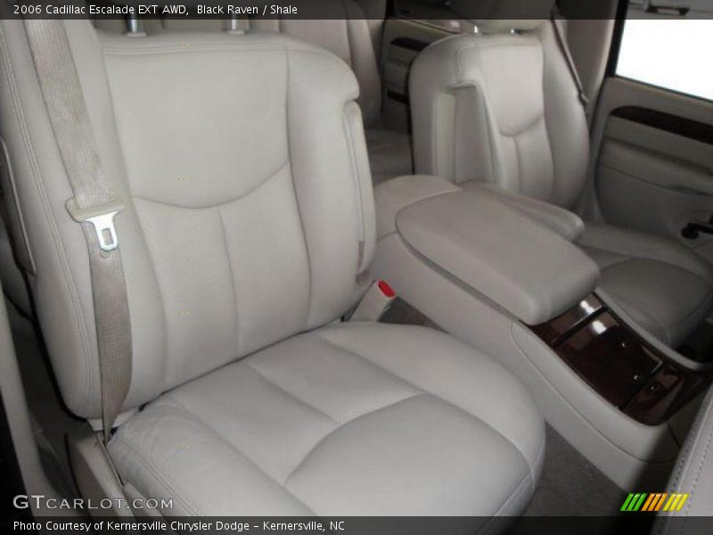 Black Raven / Shale 2006 Cadillac Escalade EXT AWD