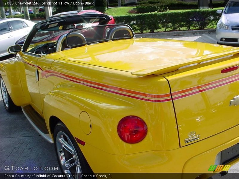 Slingshot Yellow / Ebony Black 2005 Chevrolet SSR