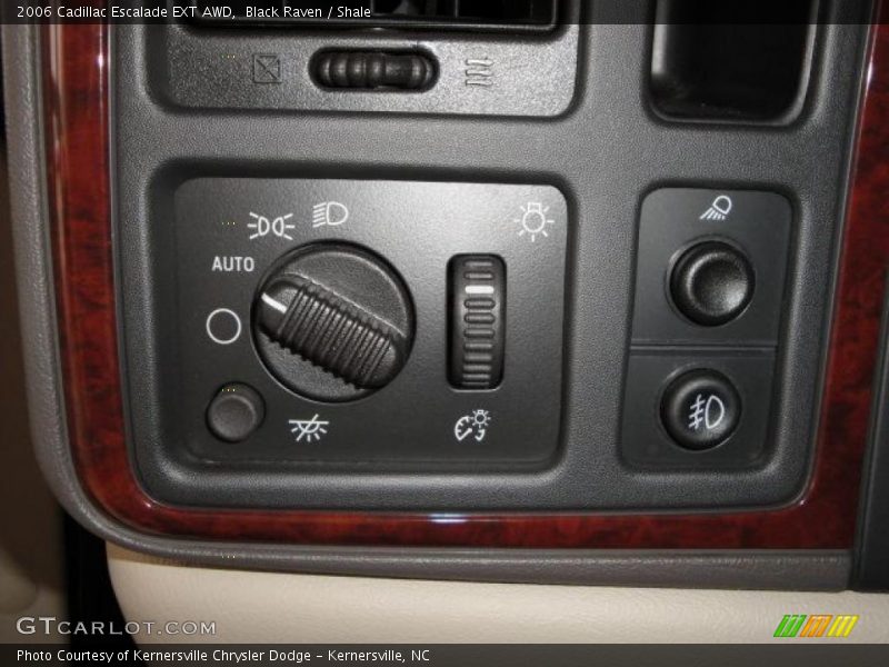 Black Raven / Shale 2006 Cadillac Escalade EXT AWD