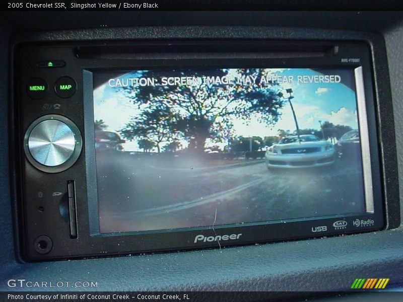 Slingshot Yellow / Ebony Black 2005 Chevrolet SSR