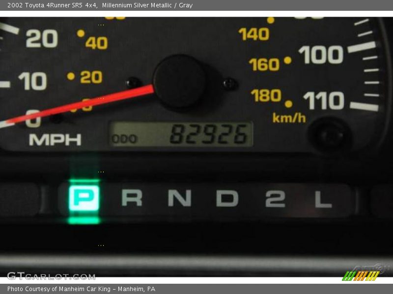 Millennium Silver Metallic / Gray 2002 Toyota 4Runner SR5 4x4