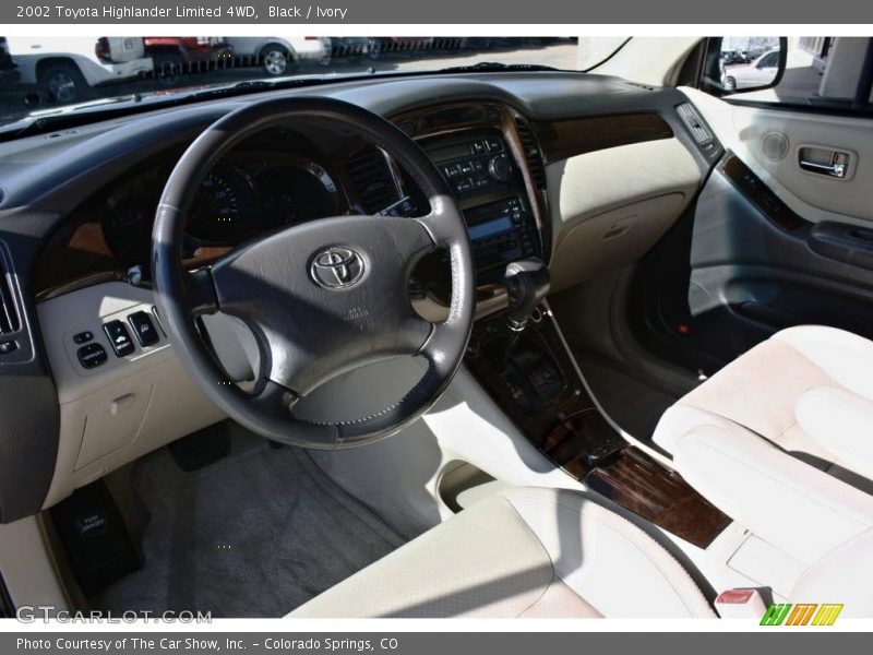 Black / Ivory 2002 Toyota Highlander Limited 4WD