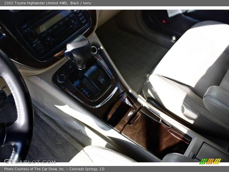 Black / Ivory 2002 Toyota Highlander Limited 4WD