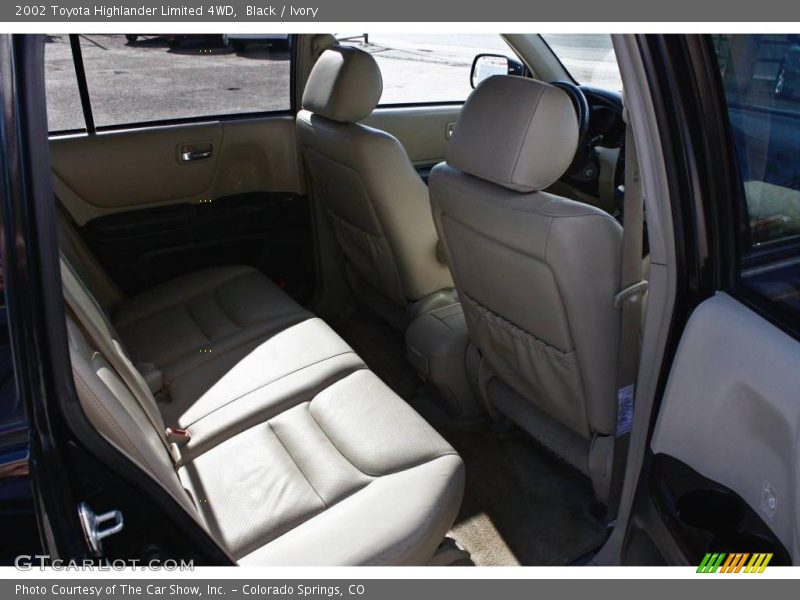 Black / Ivory 2002 Toyota Highlander Limited 4WD