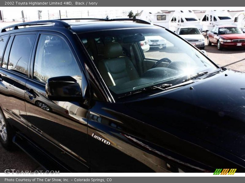 Black / Ivory 2002 Toyota Highlander Limited 4WD