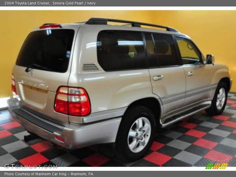 Sonora Gold Pearl / Ivory 2004 Toyota Land Cruiser