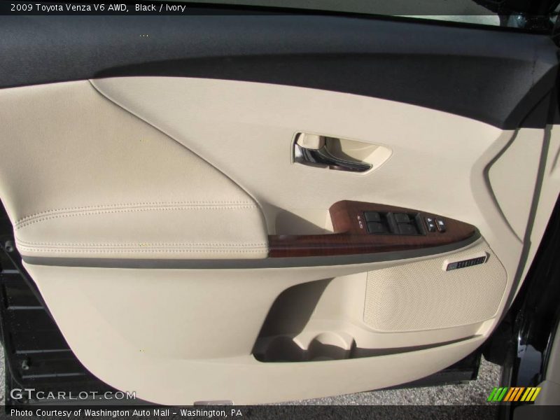 Black / Ivory 2009 Toyota Venza V6 AWD