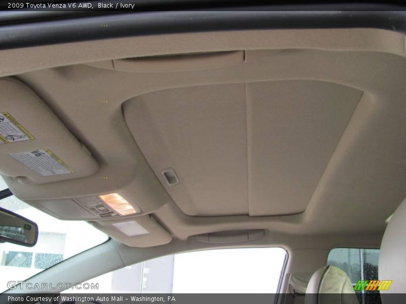 Black / Ivory 2009 Toyota Venza V6 AWD